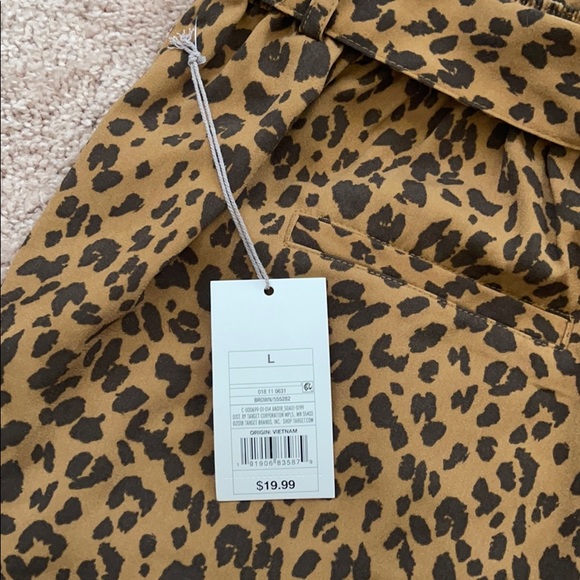 Leopard print shorts - Picture 3 of 3